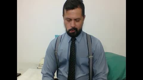 Snapshot of harry_goldenmillerx10fun chatting on 01/15/25, 07:12 Harry online show from 01/15/25, 07:12