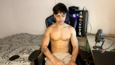 harry_p01 online show from 12/08/24, 01:36