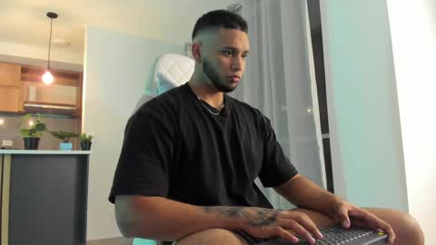 Harry Zandes online show from 12/31/24, 04:16