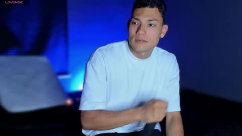  ... online show from 03/10/25, 03:52