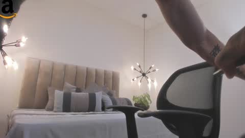 Harry Jones online show from 12/08/24, 08:58