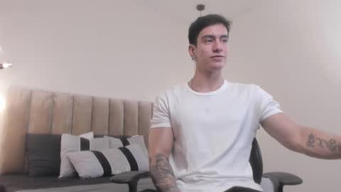 Harry Jones online show from 02/21/25, 05:42