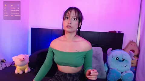 Snapshot of haru_420 chatting on 09/26/25, 11:25 Sofia Damin online show from 09/26/25, 11:25