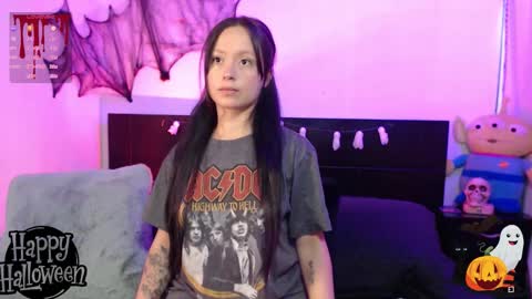 Snapshot of haru_420 chatting on 10/26/25, 12:44 Sofia Damin online show from 10/26/25, 12:44