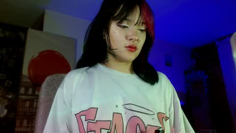 Im Emily and I could be the love of your life    online show from 04/09/26, 02:55