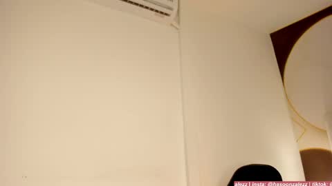 has_gonzalezz online show from 04/11/26, 07:45