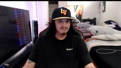 Snapshot of hashg0d chatting on 12/15/25, 01:21 hashg0d online show from 12/15/25, 01:21