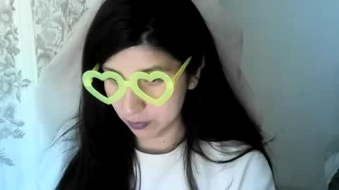 Snapshot of hasley_bbylee chatting on 10/10/25, 07:24 lady online show from 10/10/25, 07:24