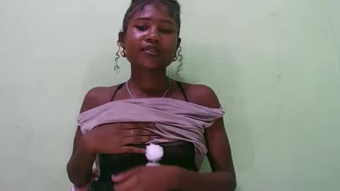 hasleyinah online show from 03/01/26, 07:05