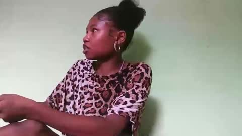 hasleyinah online show from 03/04/26, 08:53