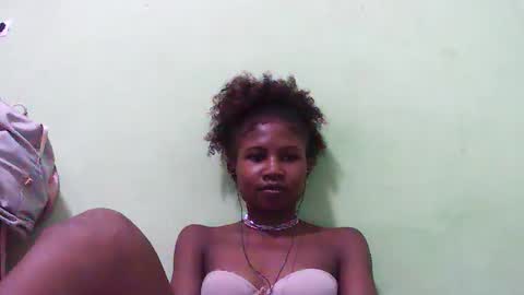 hasleyinah online show from 03/24/26, 06:46