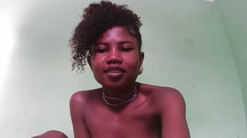 hasleyinah online show from 04/04/26, 04:00