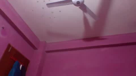 hastra hot online show from 01/02/25, 09:07