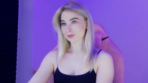 Anna online show from 06/30/26, 08:43