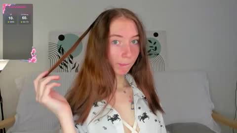 Lola online show from 11/10/25, 08:13