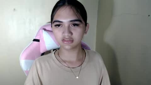 Snapshot of hawadiha chatting on 06/18/26, 04:13 LIX online show from 06/18/26, 04:13