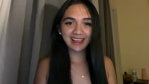 Snapshot of hawadiha chatting on 07/06/26, 12:24 LIX online show from 07/06/26, 12:24