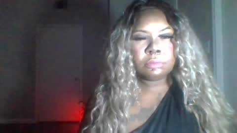 Snapshot of hawtchoc37 chatting on 06/26/26, 06:18 hawtchoc37 online show from 06/26/26, 06:18