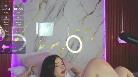 Snapshot of hay1_ chatting on 12/07/24, 05:37 haylie See you tonight at 8pm Colombia time online show from 12/07/24, 05:37