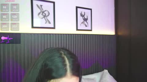 Snapshot of hay1_ chatting on 11/08/25, 03:07 haylie See you tonight at 8pm Colombia time online show from 11/08/25, 03:07