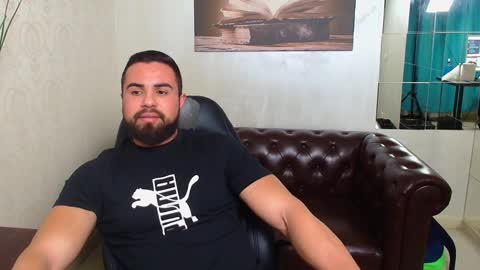 HayesWood online show from 12/16/25, 05:45