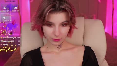 haylaamber online show from 12/13/24, 11:28