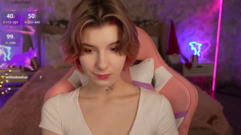 haylaamber online show from 12/15/24, 03:31