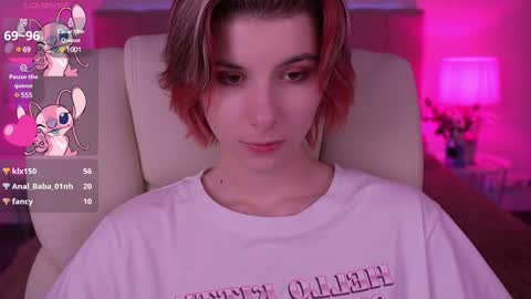 haylaamber online show from 02/17/25, 04:26