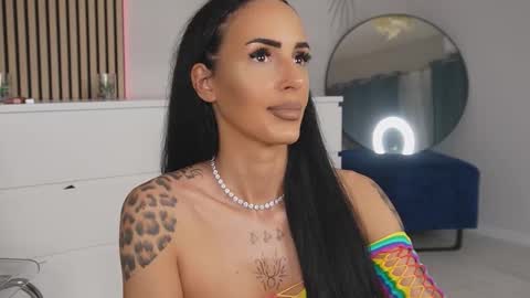 Snapshot of hayleybabe4 chatting on 02/24/26, 10:08 Hayley online show from 02/24/26, 10:08