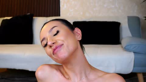 Snapshot of hayliemilf chatting on 02/02/25, 01:30 Haylie online show from 02/02/25, 01:30