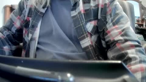 Snapshot of haywired1 chatting on 12/14/24, 04:42 Haywired online show from 12/14/24, 04:42