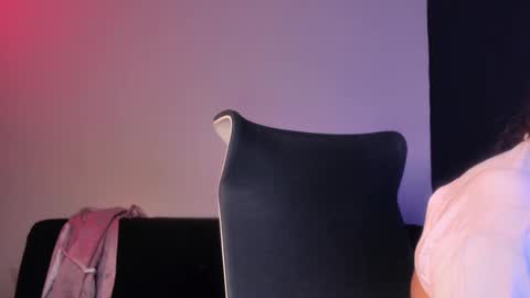 Marie online show from 09/10/25, 05:18