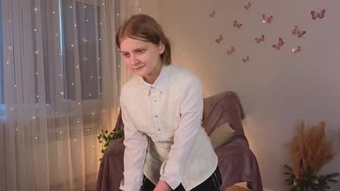 Snapshot of hazeelariel chatting on 03/23/26, 03:16 Jenny online show from 03/23/26, 03:16