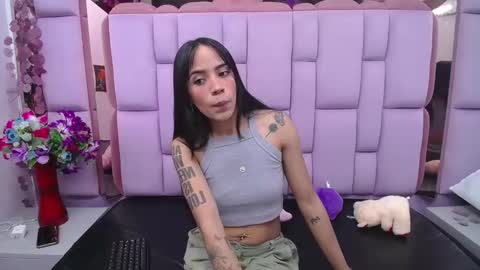 hazel_18_ online show from 04/15/26, 05:09