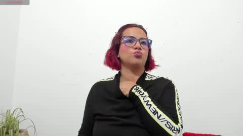 hazel online show from 04/01/26, 08:37