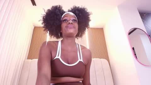 Snapshot of hazel_kataleya chatting on 04/27/26, 07:23 kataleya online show from 04/27/26, 07:23