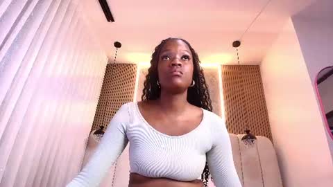 Snapshot of hazel_kataleya chatting on 06/17/26, 07:15 kataleya online show from 06/17/26, 07:15