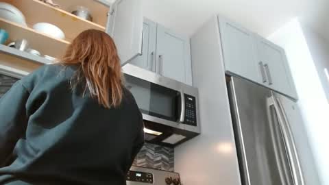 Snapshot of hazel_skye chatting on 01/27/25, 06:52 Hazel online show from 01/27/25, 06:52