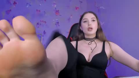 Hazel online show from 11/17/25, 12:11