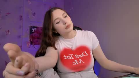 Hazel online show from 04/14/26, 04:13