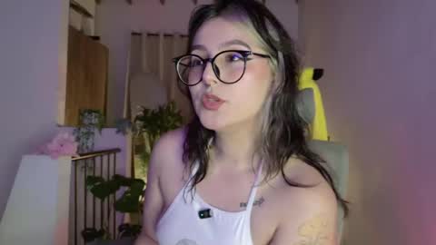 Hazel Brown online show from 06/27/26, 01:43