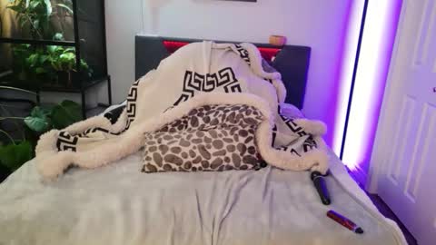 Hazeleo online show from 03/17/26, 12:26