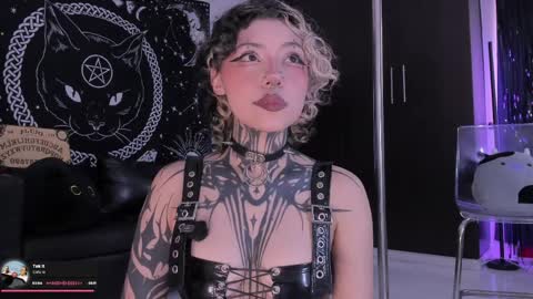 Hazell Witch online show from 03/31/26, 05:24