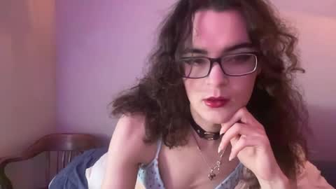 Hazel online show from 04/21/26, 08:44