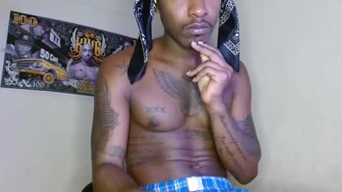 Snapshot of hazlan_420 chatting on 10/08/25, 12:14 hazlan_420 online show from 10/08/25, 12:14