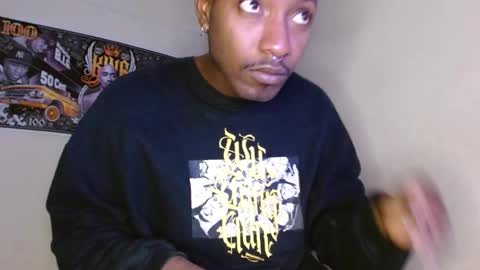 Snapshot of hazlan_420 chatting on 10/10/25, 10:36 hazlan_420 online show from 10/10/25, 10:36