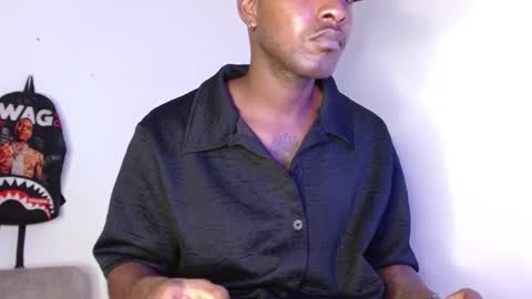 Snapshot of hazlan_420 chatting on 11/28/25, 09:50 hazlan_420 online show from 11/28/25, 09:50