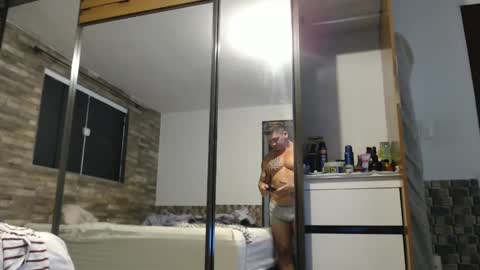 Brazilian bigdick online show from 12/20/24, 06:02