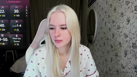 Valeria online show from 01/26/25, 07:53