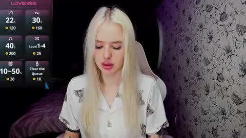 Valeria online show from 02/08/25, 05:40